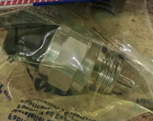 ДАТЧИК КПП DAF  M18x1.5mm 2 pin OEM: 1472739