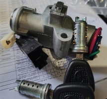 Замок запалення 24V IVECO 682, HONGYAN OEM: 5801633758, 3800-605048A - фото 3