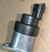 Клапан дозування палива ТНВД original BOSCH: 0 928 400 481 IVECO, HONGYAN, DONGFENG, MAZ, Yutong, DAF, CASE OEM: 5037751360; 0928400481 - фото 3