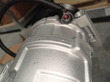 Компресор кондиціонера original Cursor 9 IVECO, HONGYAN OEM: 5801343601; 98497470; SE10B17 - фото 2