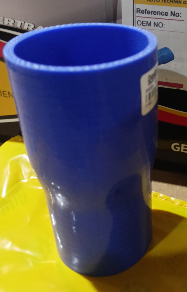 Патрубок ретардера DAF ( ( d1 - 49mm d2 - 54mm/55mm ) довжина 110mm ) OEM: 1368798